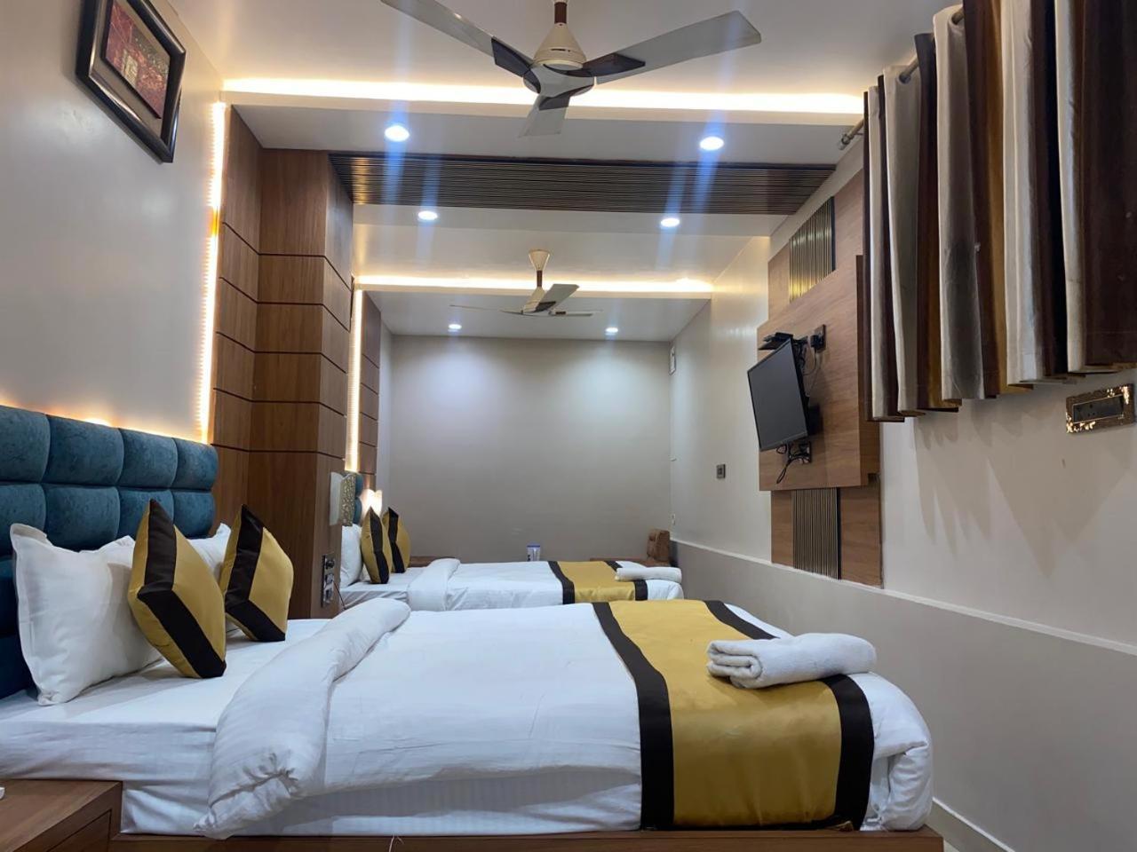 Hotel New Grand Deoghar Kültér fotó