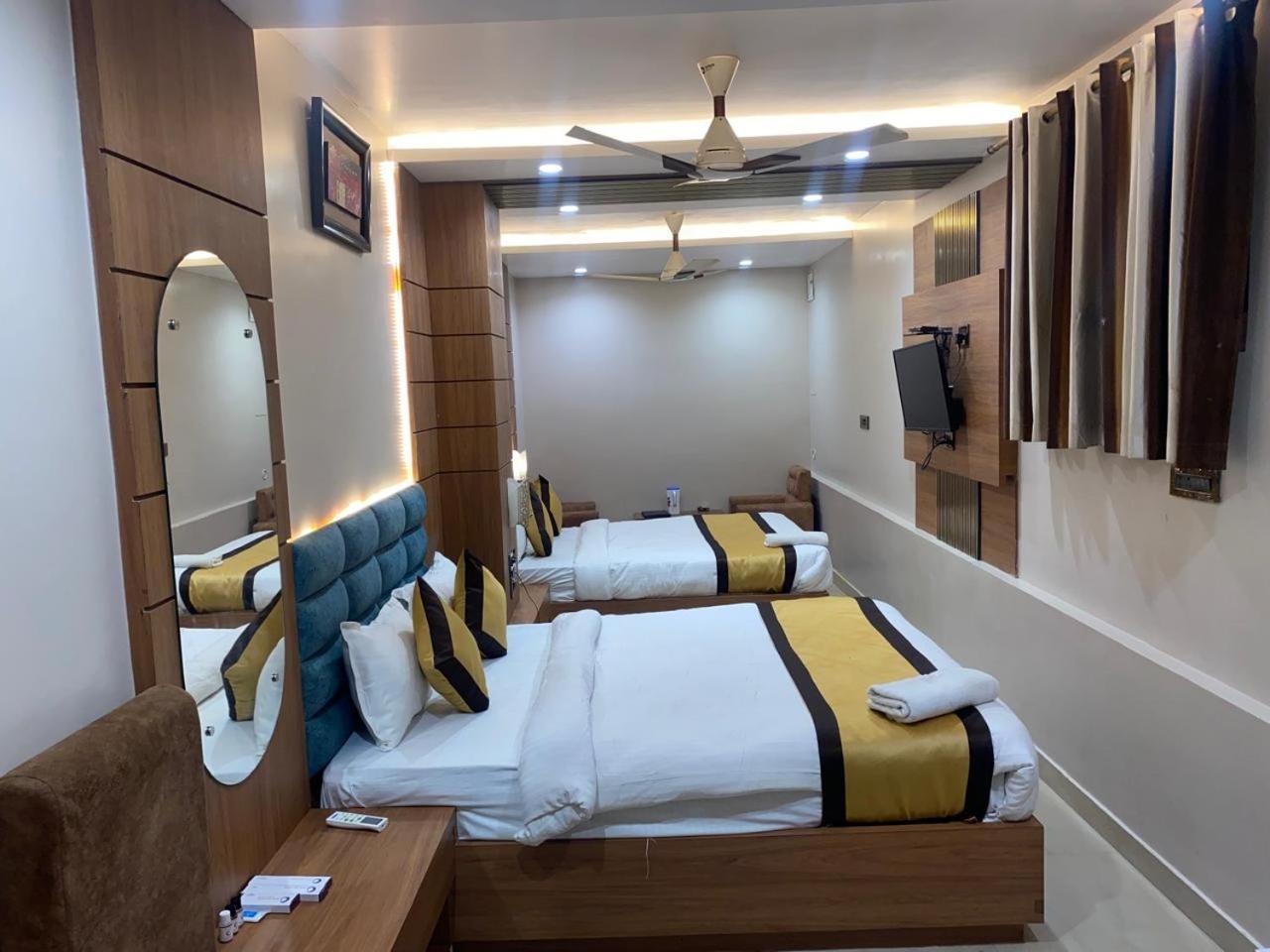 Hotel New Grand Deoghar Kültér fotó