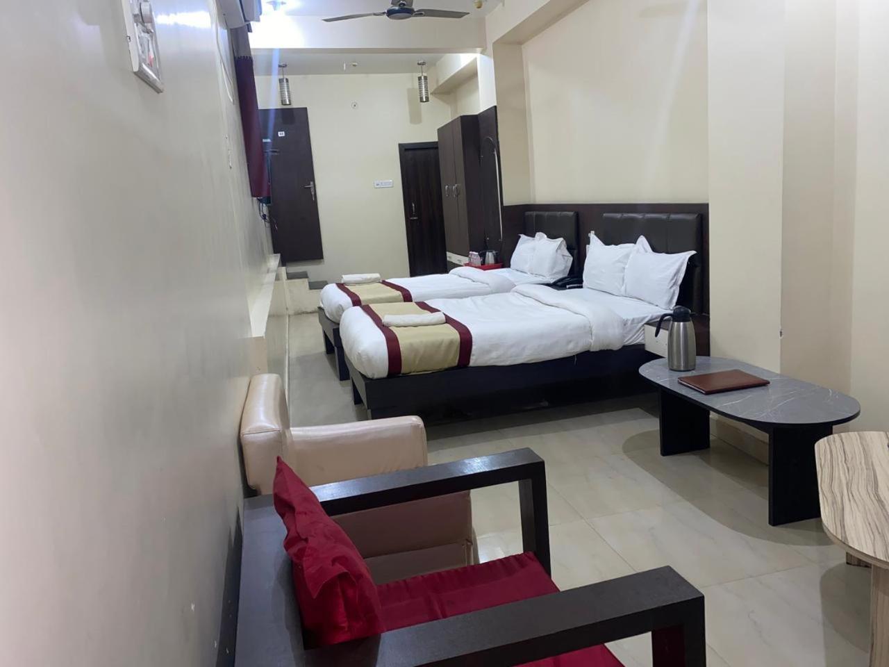 Hotel New Grand Deoghar Kültér fotó