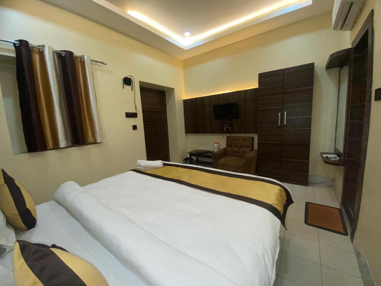 Hotel New Grand Deoghar Kültér fotó