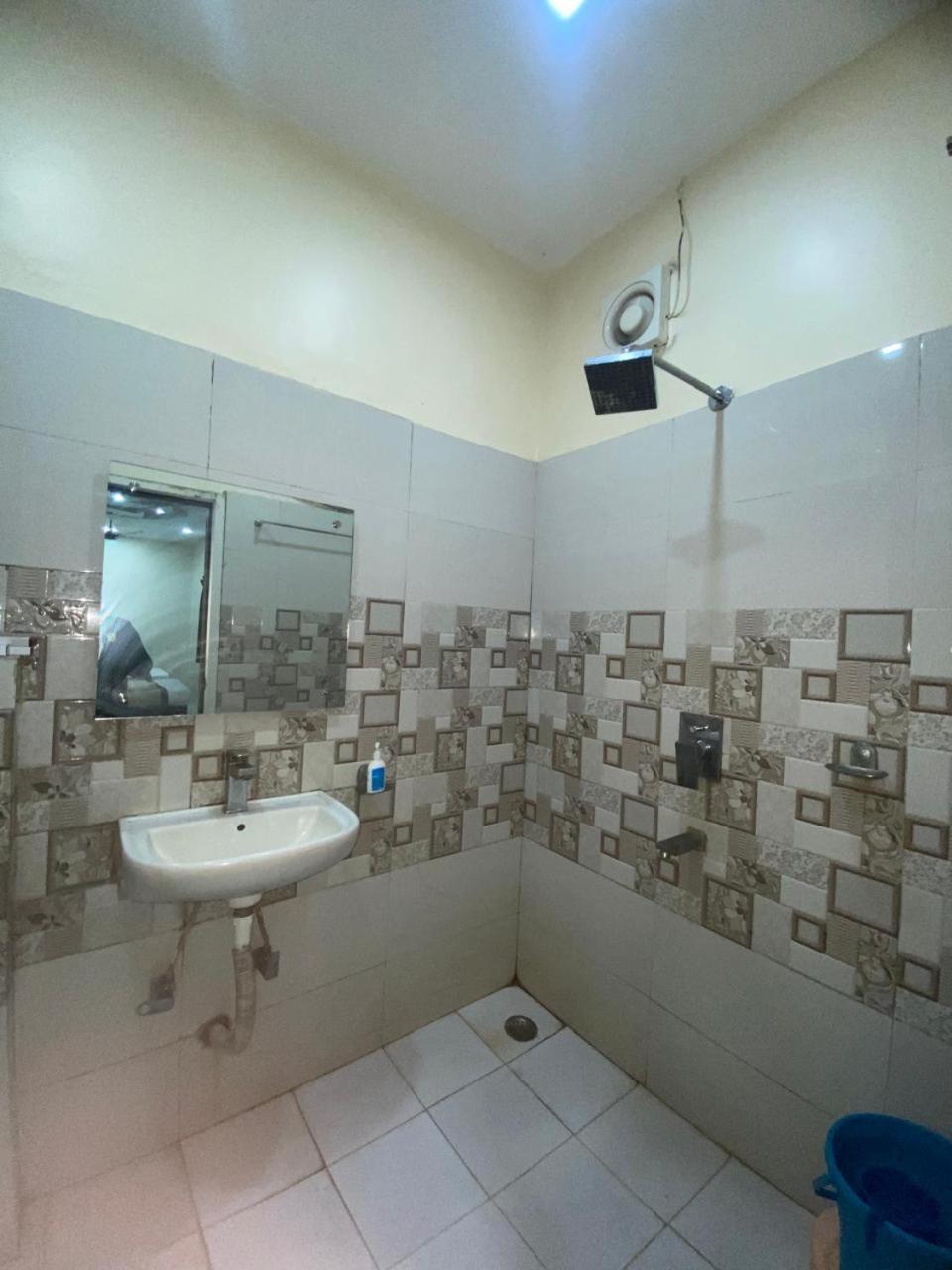 Hotel New Grand Deoghar Kültér fotó