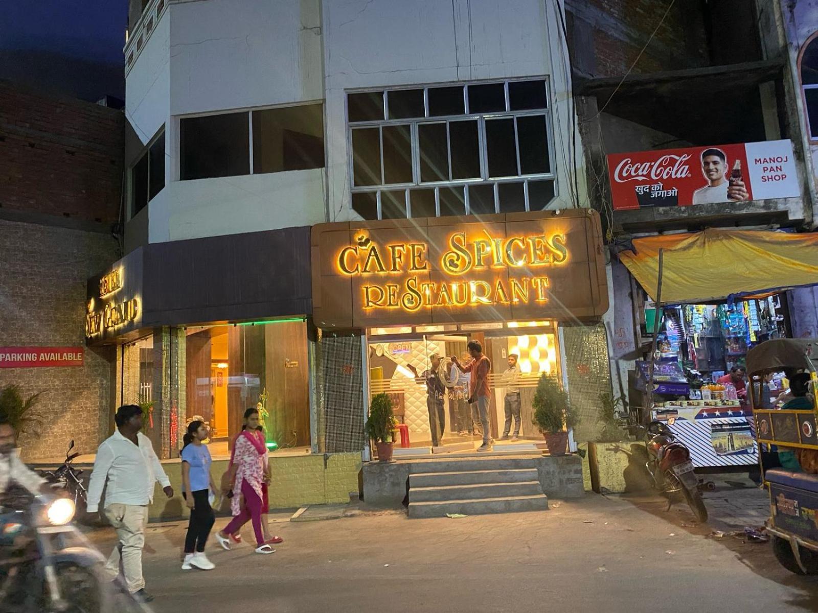 Hotel New Grand Deoghar Kültér fotó