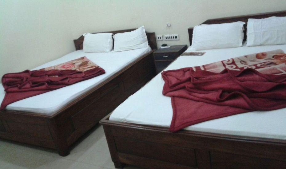 Hotel New Grand Deoghar Kültér fotó