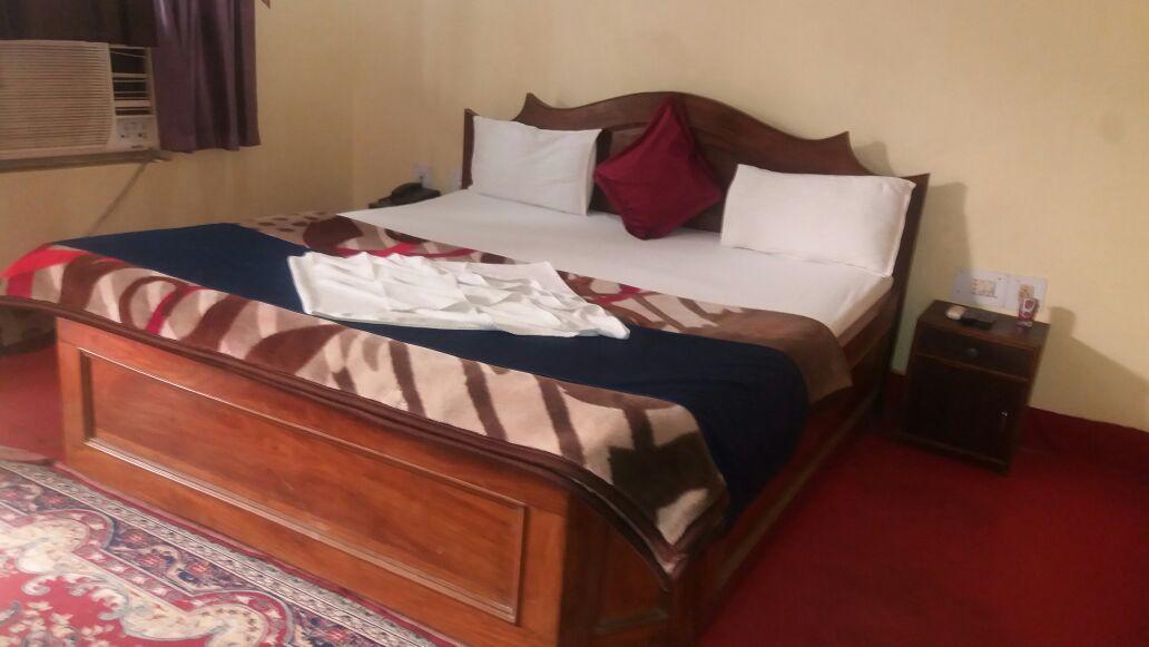 Hotel New Grand Deoghar Kültér fotó